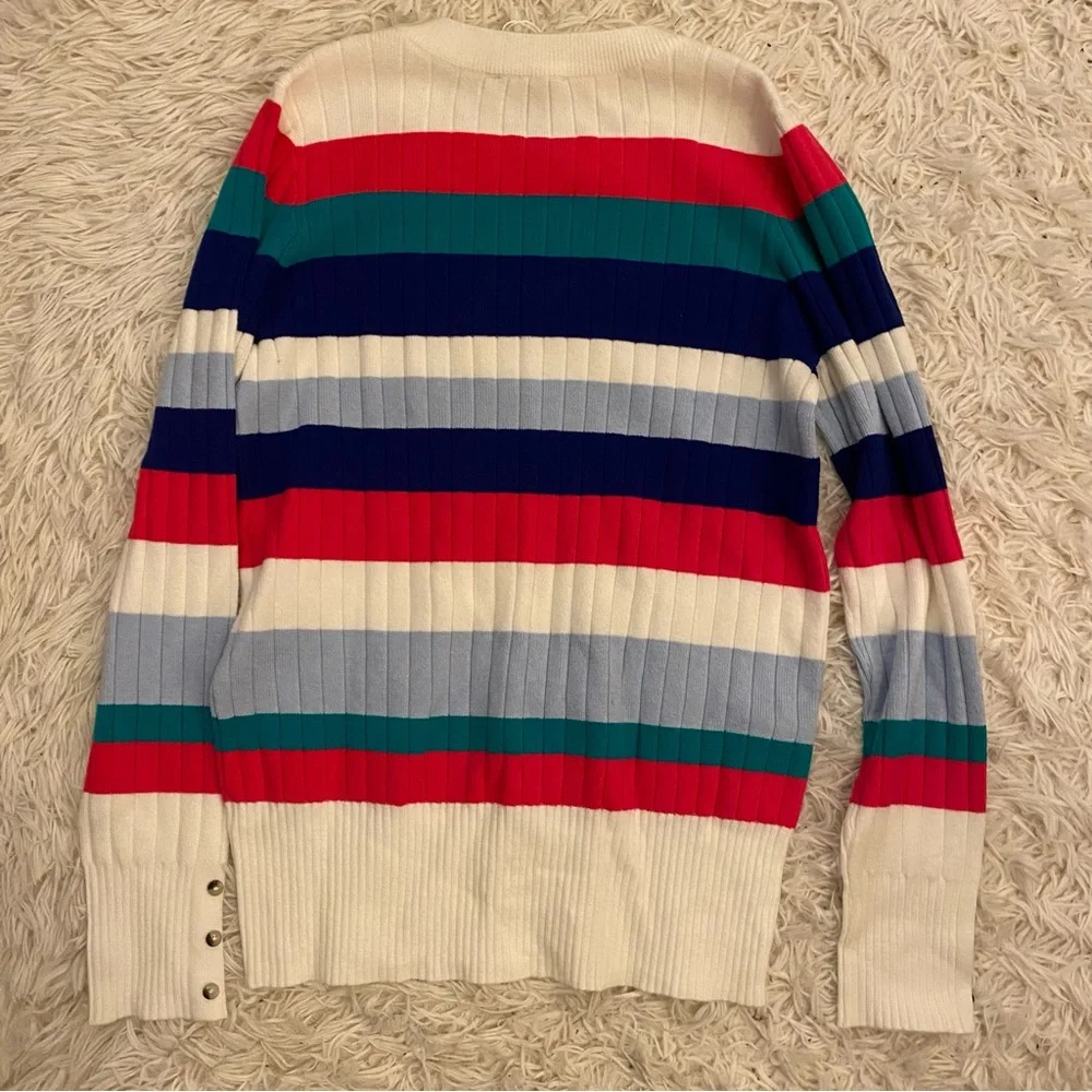 NWT EVOLUTION BY CYRUS Rooney Button Cuff Sweater size S from Stitch Fix - Picture 5 of 6